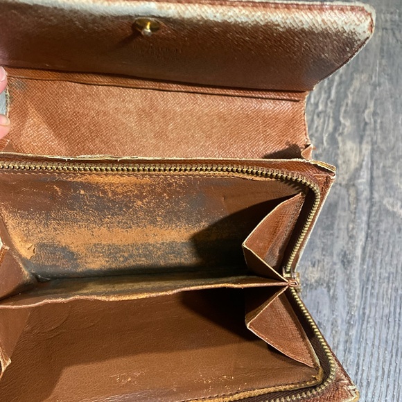 LOUIS VUITTON Monogram Porte Monnaie Billets Tresor Bifold Wallet - Picture 11 of 11